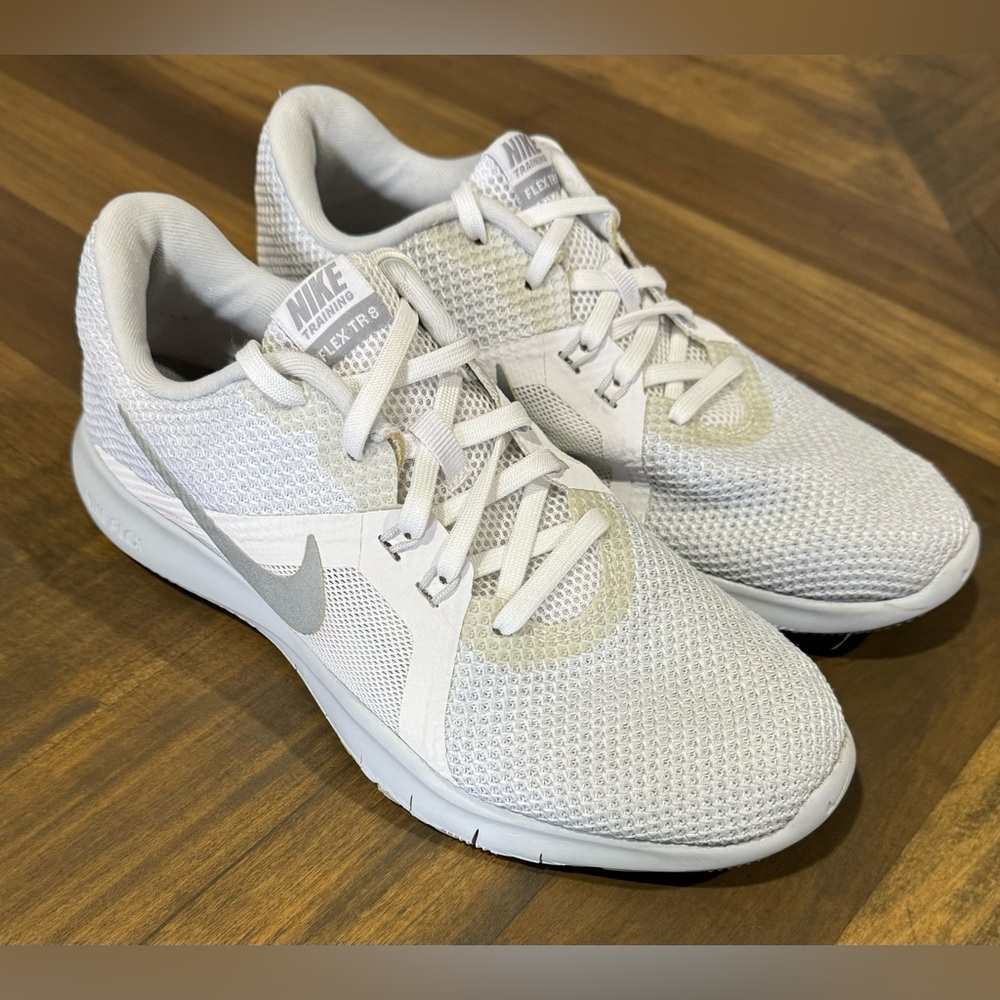 Nike Womens Flex Trainer 924339-100 Gray Running Shoes Lace Up Size 6.5 EUC
